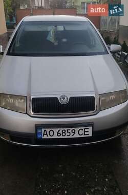 Хетчбек Skoda Fabia 2002 в Виноградові
