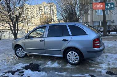 Универсал Skoda Fabia 2004 в Черновцах
