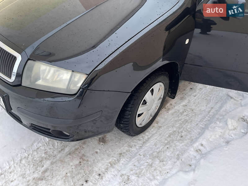 Хетчбек Skoda Fabia 2006 в Волочиську