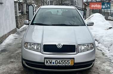 Седан Skoda Fabia 2002 в Тернополе