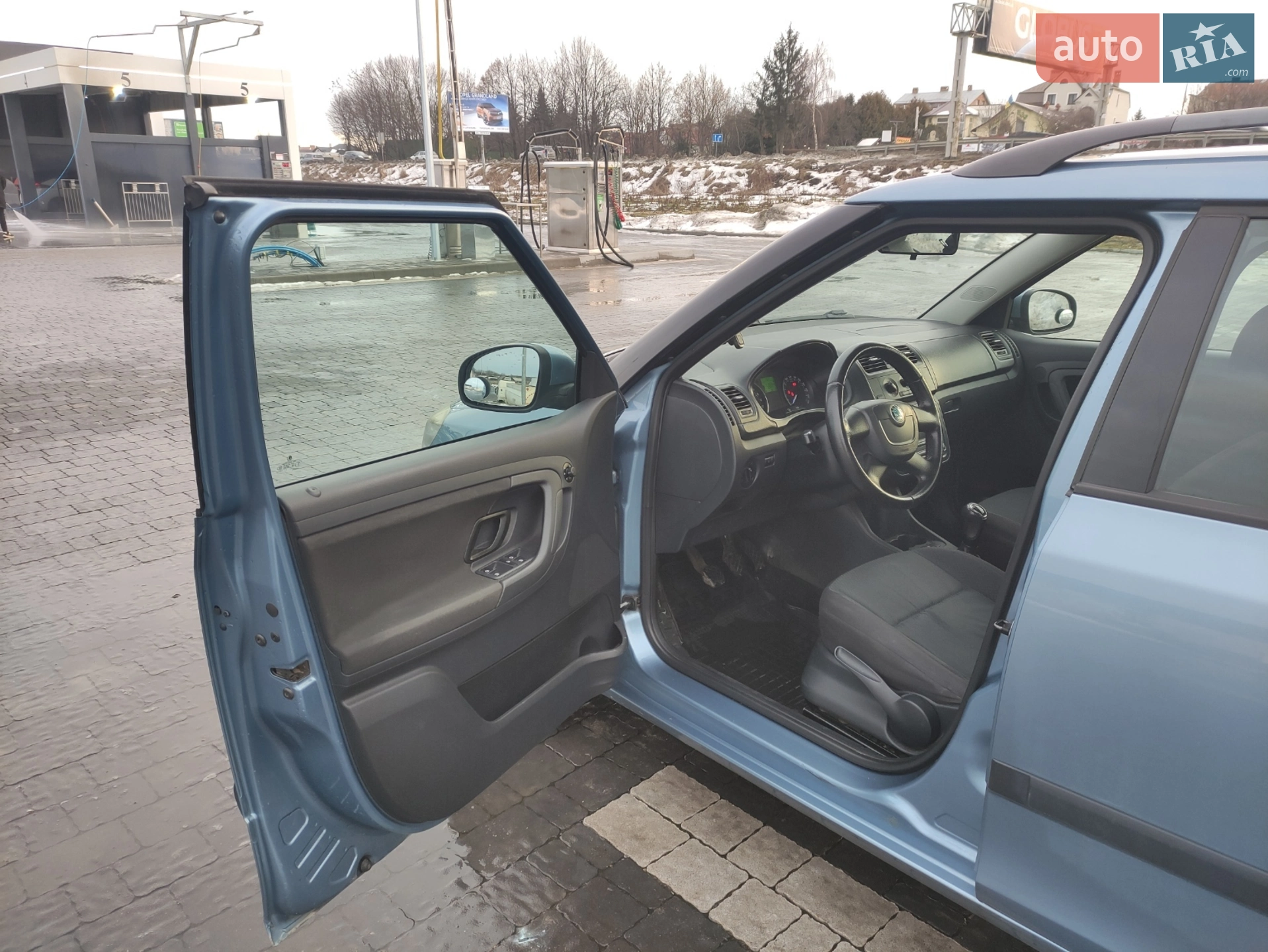 2010 Skoda Fabia - мініатюра 7