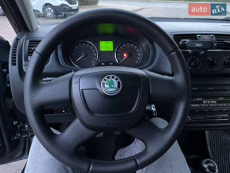 Универсал Skoda Fabia 2011 в Ужгороде