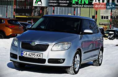 Хэтчбек Skoda Fabia 2008 в Черкассах