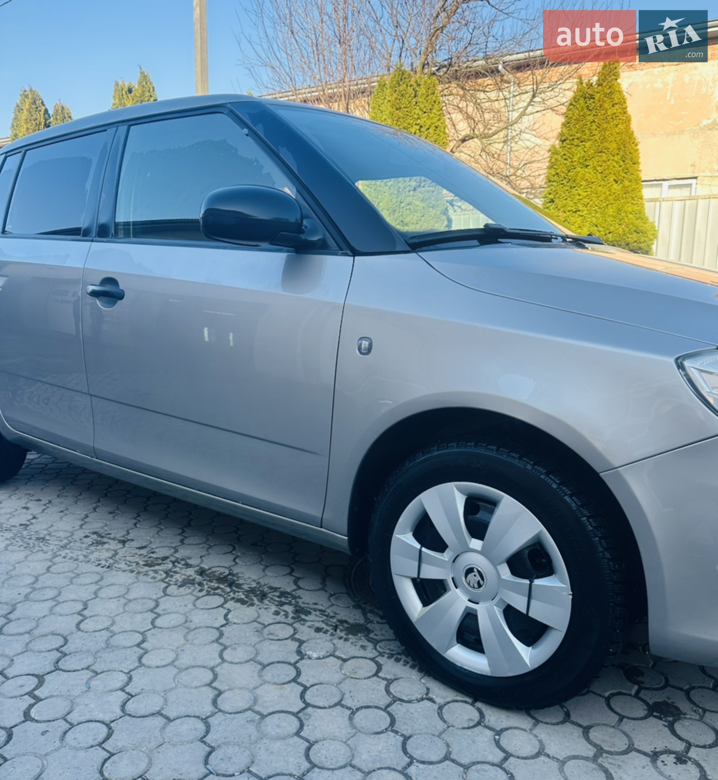 2011 Skoda Fabia - мініатюра 3