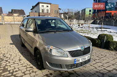 Универсал Skoda Fabia 2012 в Ровно