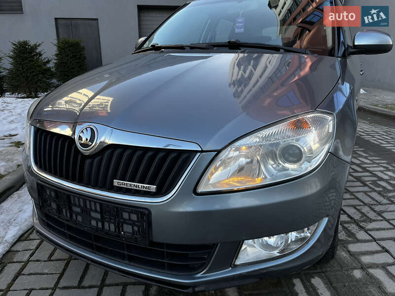 Хэтчбек Skoda Fabia 2013 в Львове