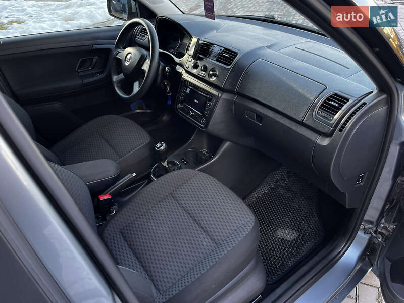 Хэтчбек Skoda Fabia 2013 в Львове
