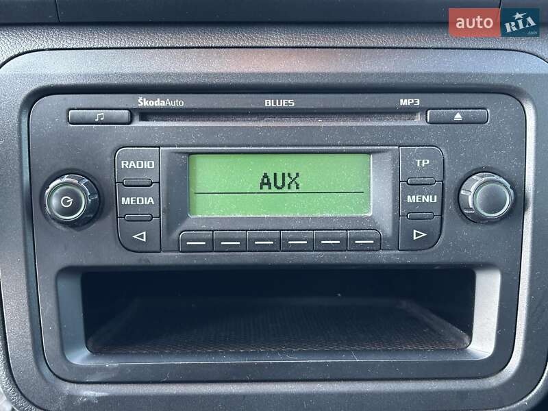 Хэтчбек Skoda Fabia 2011 в Львове