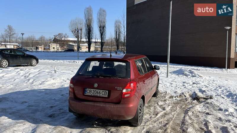 Хэтчбек Skoda Fabia 2008 в Чернигове