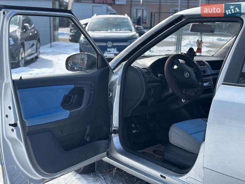 Хэтчбек Skoda Fabia 2007 в Стрые