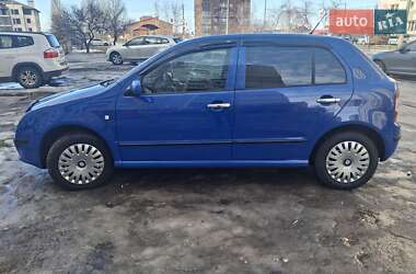 Хэтчбек Skoda Fabia 2006 в Киеве