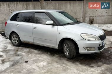 Хэтчбек Skoda Fabia 2011 в Киеве