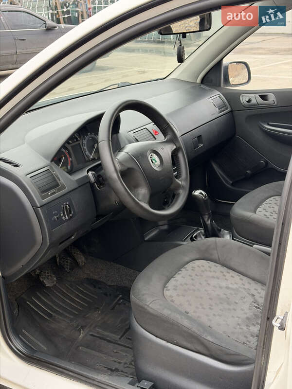 Универсал Skoda Fabia 2005 в Киеве