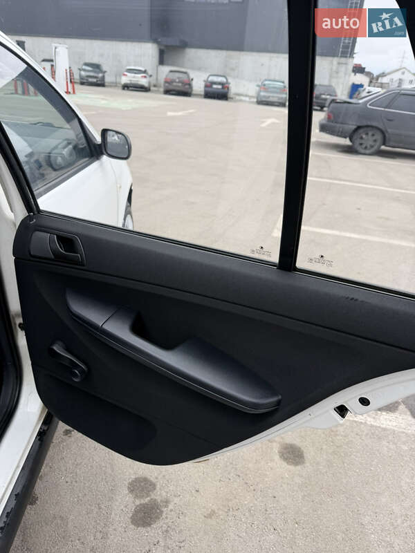 Универсал Skoda Fabia 2005 в Киеве