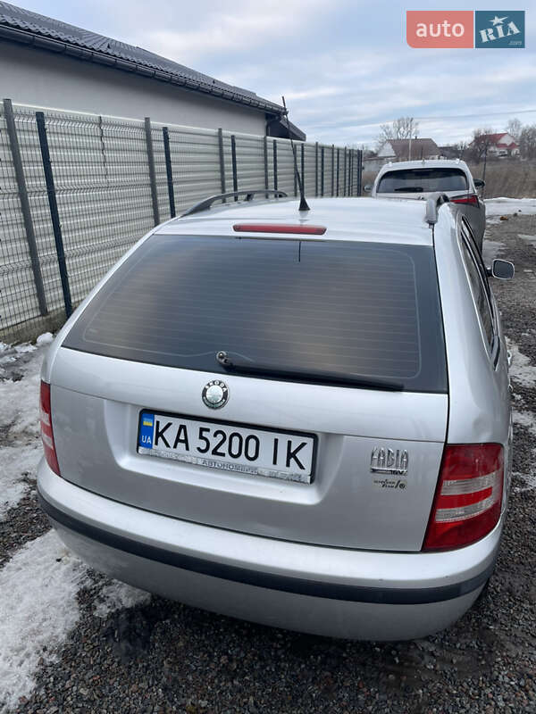 Универсал Skoda Fabia 2006 в Борисполе