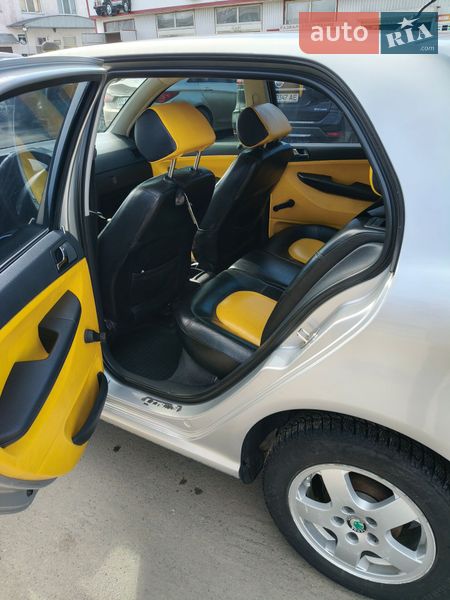 Хэтчбек Skoda Fabia 2002 в Черноморске