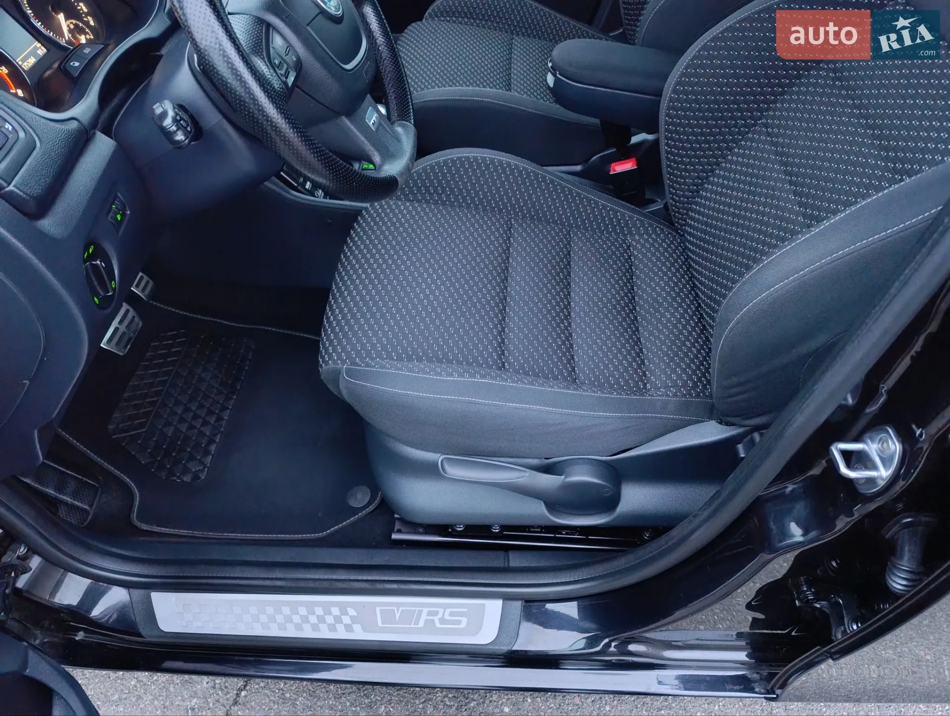 2013 Skoda Fabia - мініатюра 14