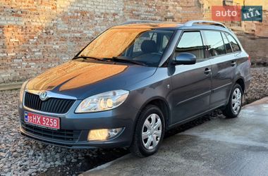 Універсал Skoda Fabia 2010 в Луцьку
