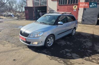 Універсал Skoda Fabia 2011 в Луцьку