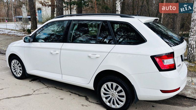Універсал Skoda Fabia 2021 в Києві