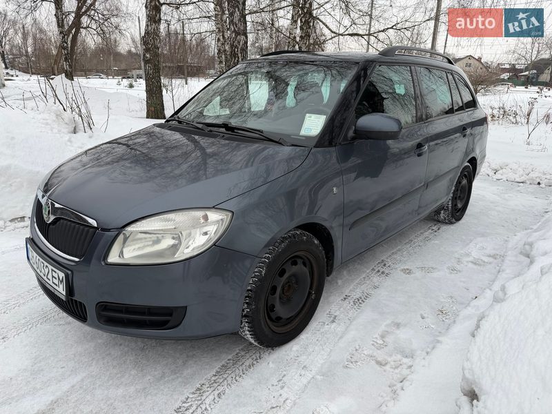Универсал Skoda Fabia 2009 в Чернигове