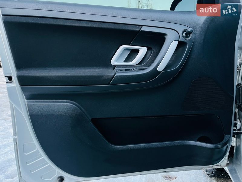 Универсал Skoda Fabia 2009 в Харькове