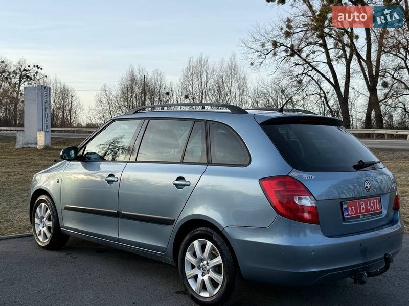 Универсал Skoda Fabia 2009 в Звягеле