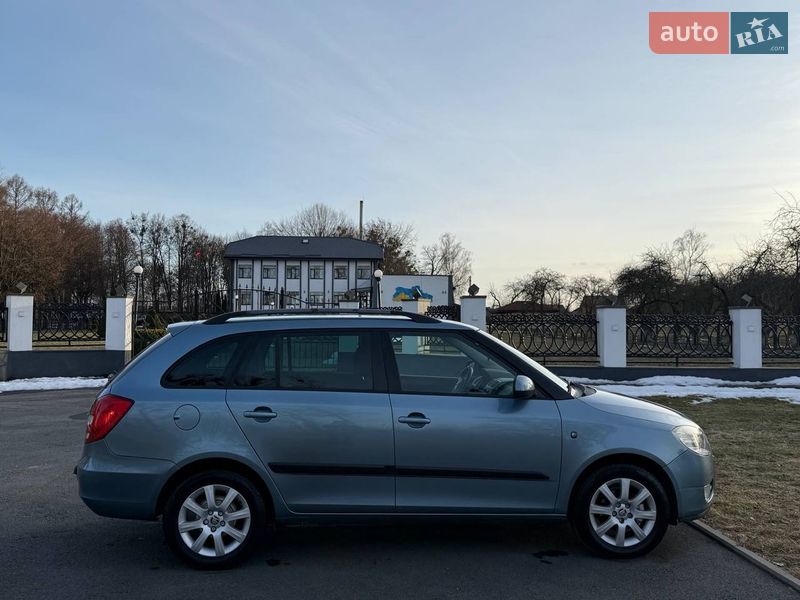 Универсал Skoda Fabia 2009 в Звягеле