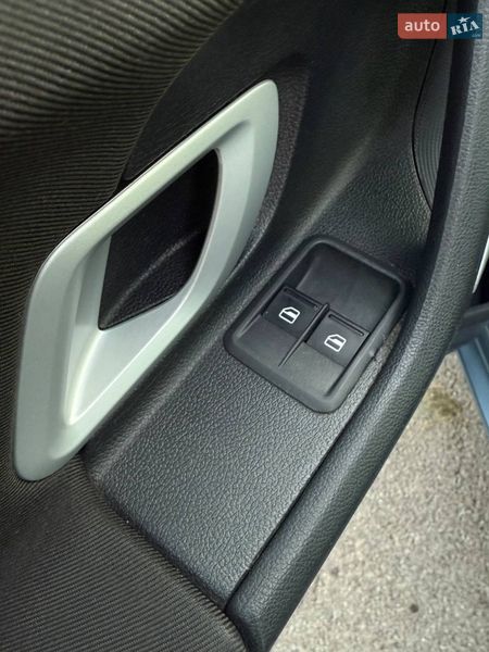 Универсал Skoda Fabia 2009 в Звягеле