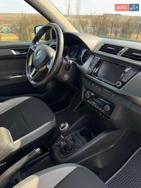 Хэтчбек Skoda Fabia 2016 в Одессе