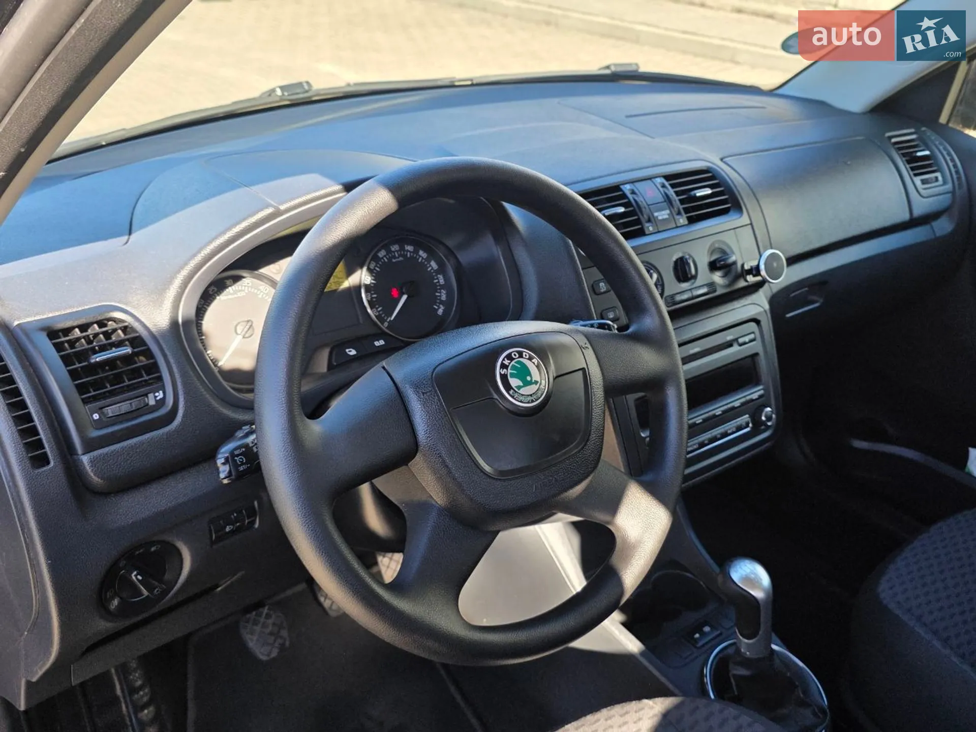 2010 Skoda Fabia - мініатюра 16