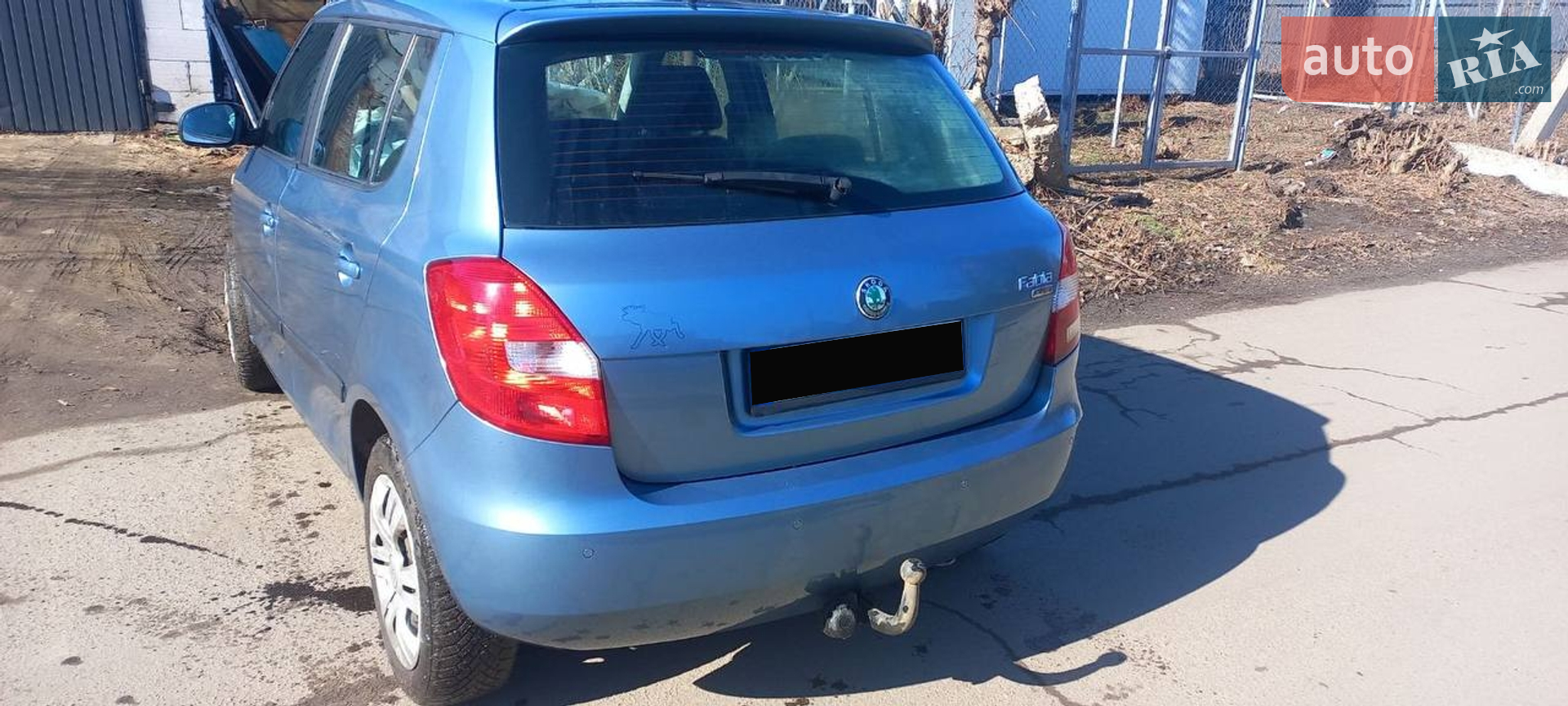 2010 Skoda Fabia - мініатюра 2