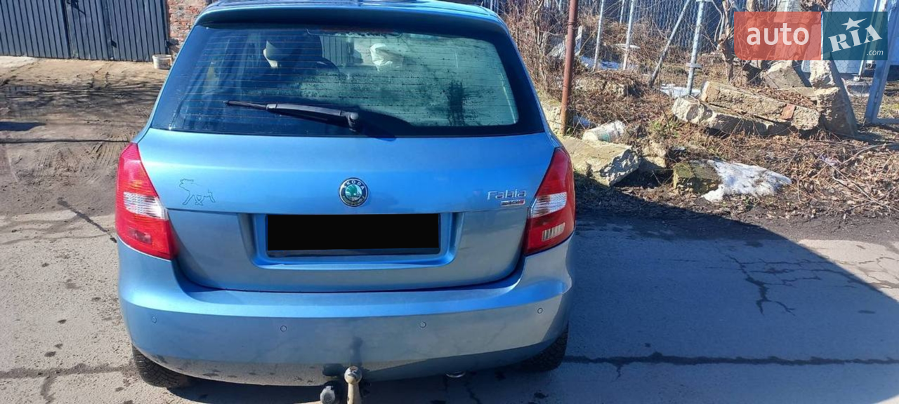 2010 Skoda Fabia - мініатюра 14