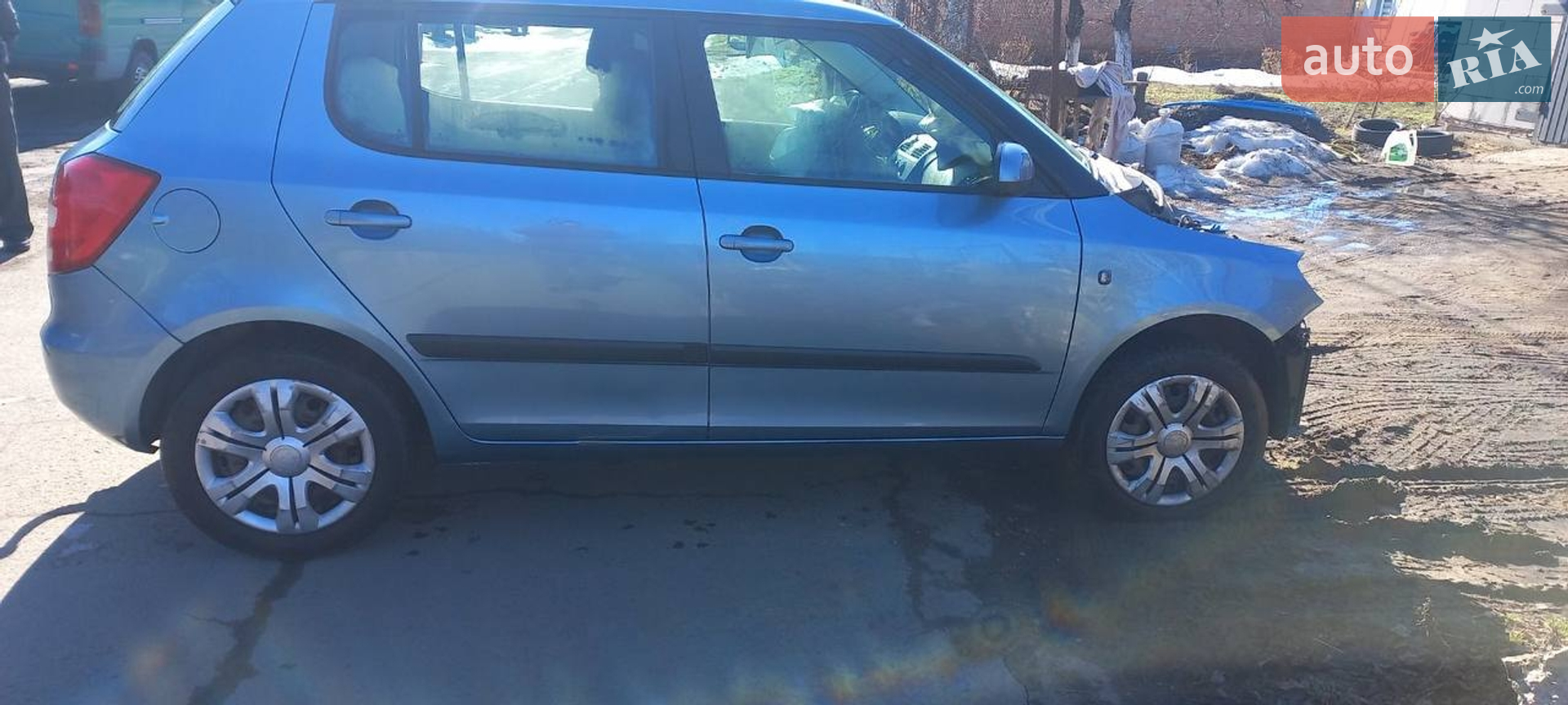 2010 Skoda Fabia - мініатюра 4