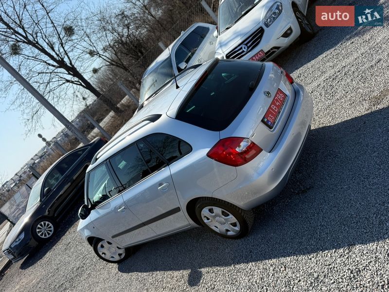 Универсал Skoda Fabia 2010 в Ровно