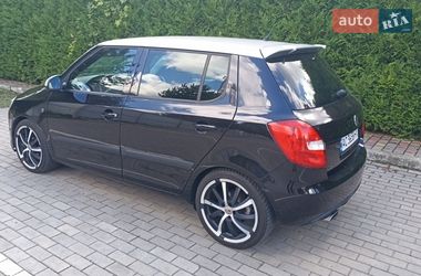 Хэтчбек Skoda Fabia 2009 в Луцке