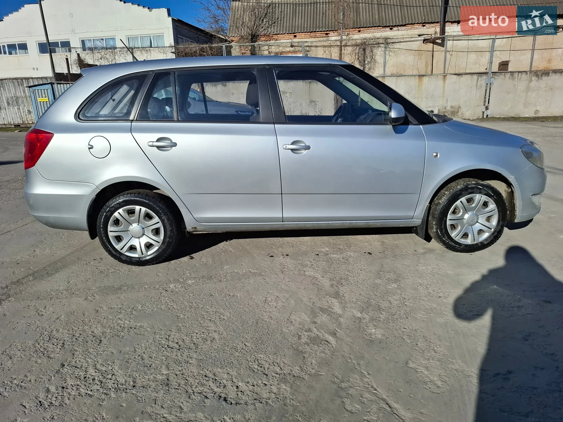 2012 Skoda Fabia - мініатюра 6