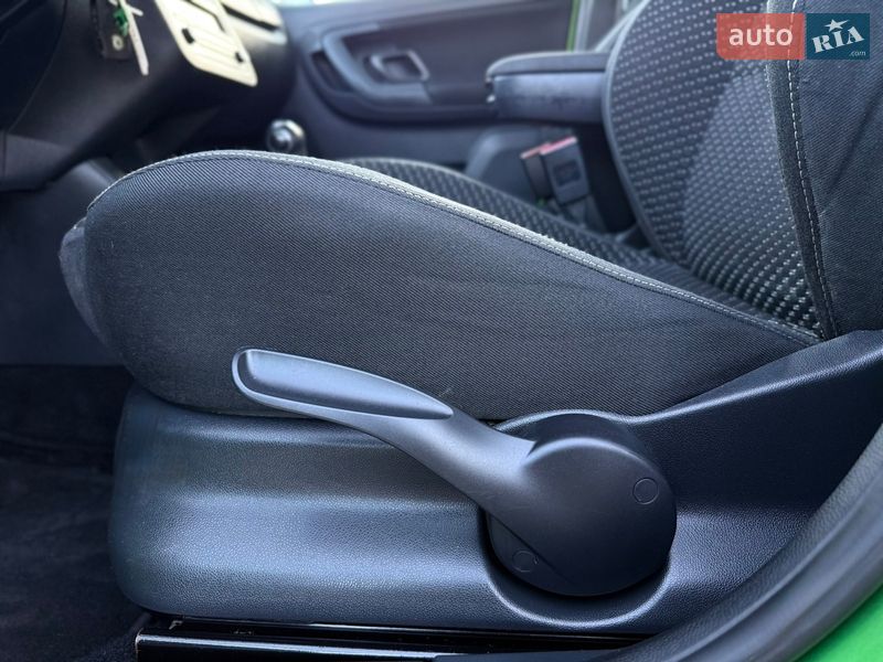 Хэтчбек Skoda Fabia 2011 в Владимире