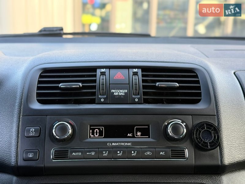 Хэтчбек Skoda Fabia 2011 в Владимире