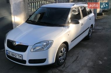 Универсал Skoda Fabia 2009 в Днепре