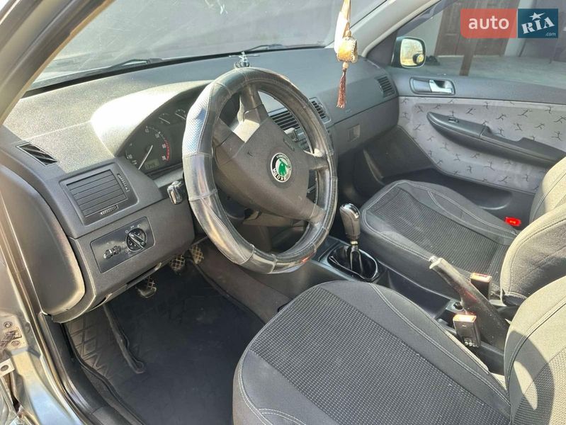 Хэтчбек Skoda Fabia 2002 в Стрые