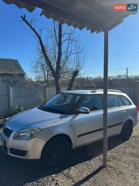 Универсал Skoda Fabia 2008 в Решетиловке