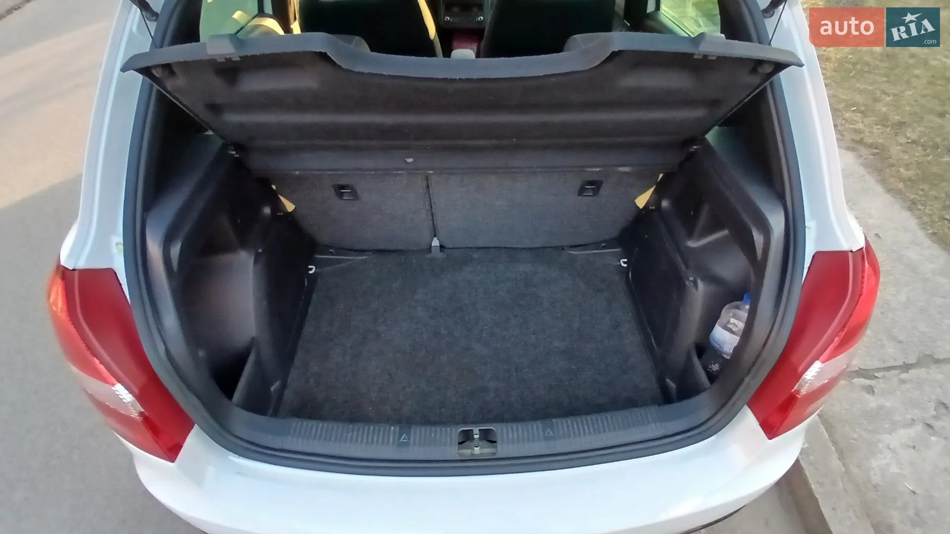2013 Skoda Fabia - мініатюра 32