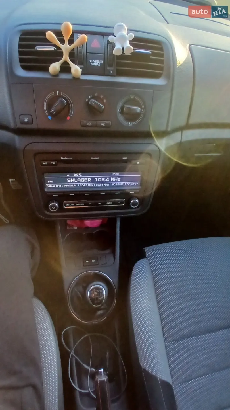 2013 Skoda Fabia - мініатюра 27