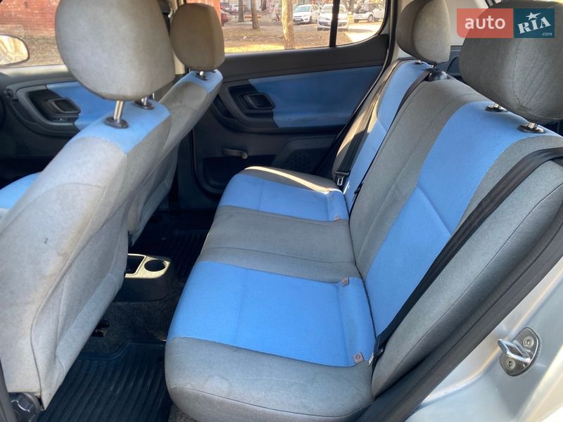 Хэтчбек Skoda Fabia 2008 в Ровно