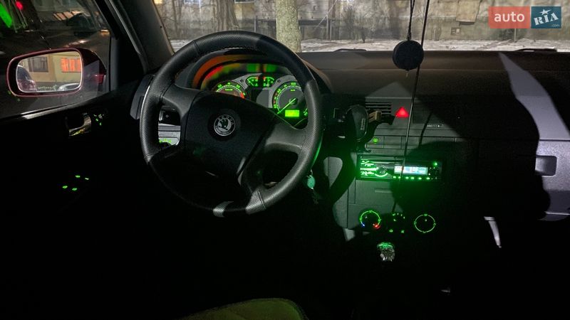 Хэтчбек Skoda Fabia 2005 в Черкассах
