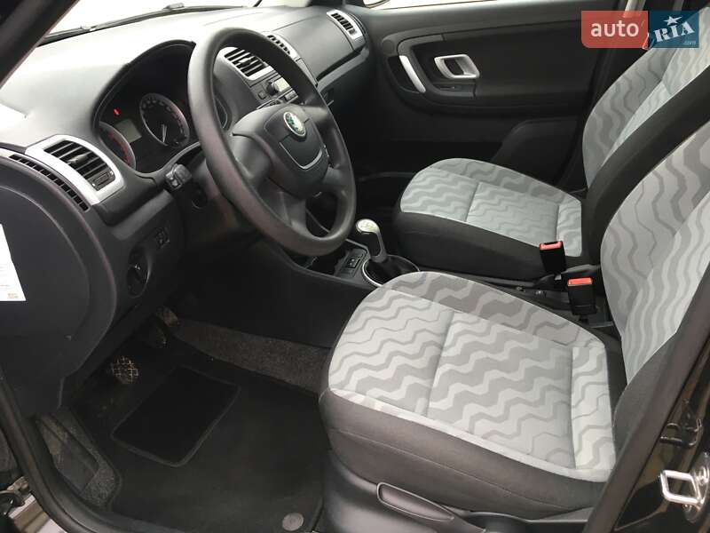 Хэтчбек Skoda Fabia 2009 в Харькове