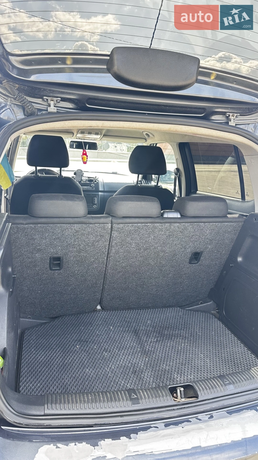 2010 Skoda Fabia - мініатюра 26