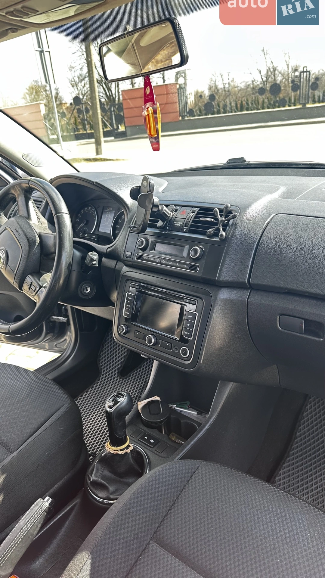 2010 Skoda Fabia - мініатюра 29