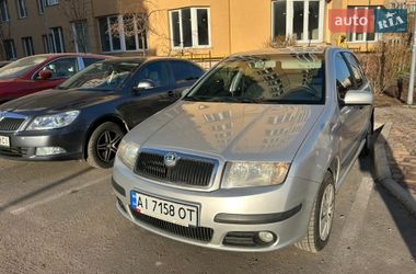 Хэтчбек Skoda Fabia 2006 в Киеве